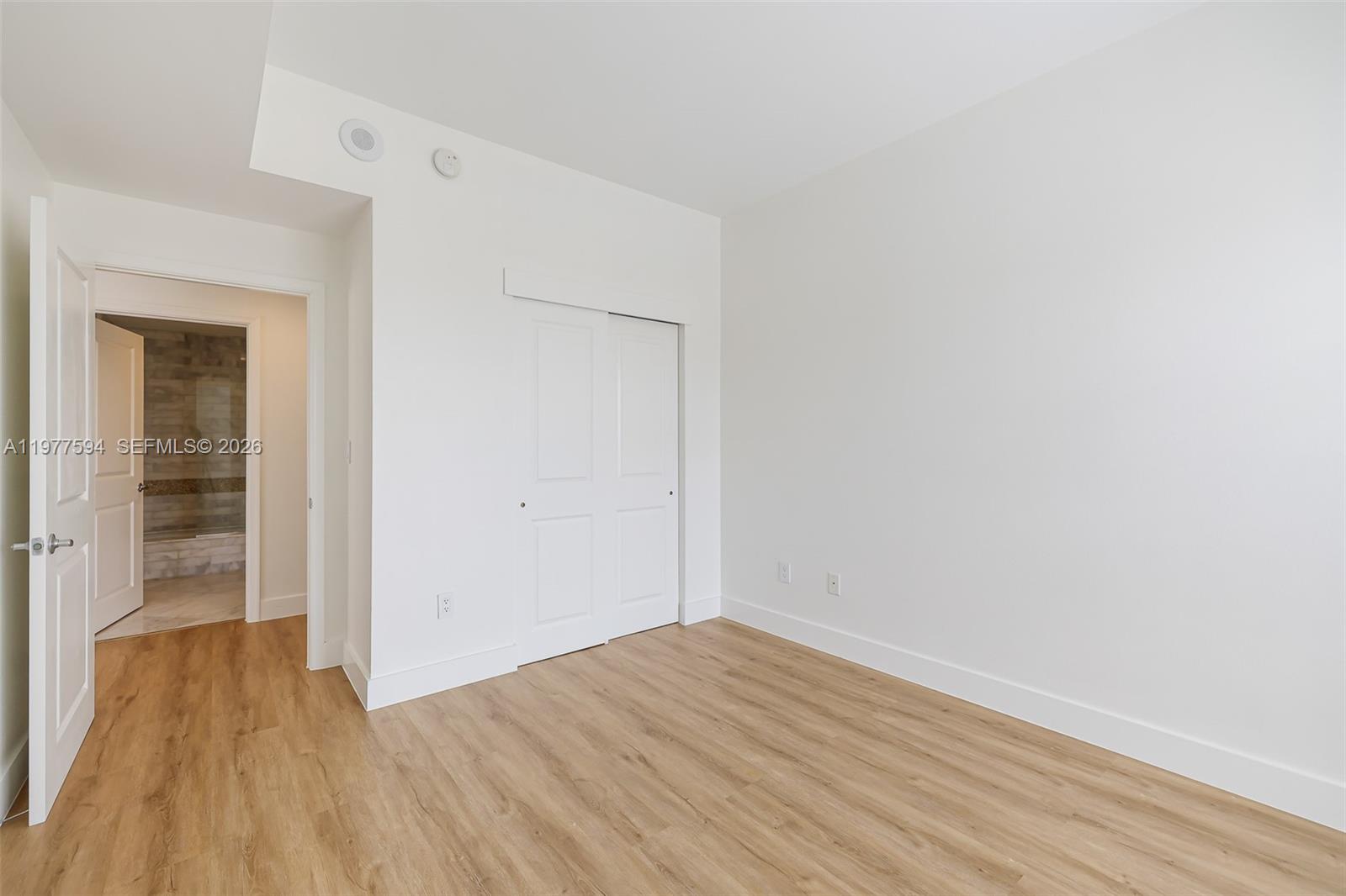 image Ten Aragon Condo9