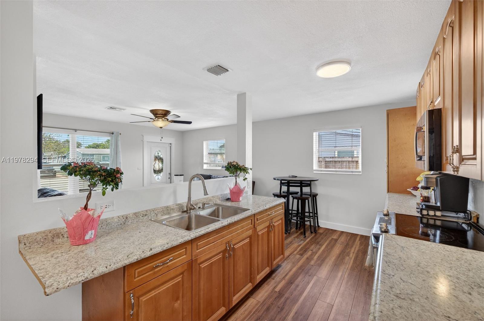 731 N 69th Ave Hollywood, FL 33024