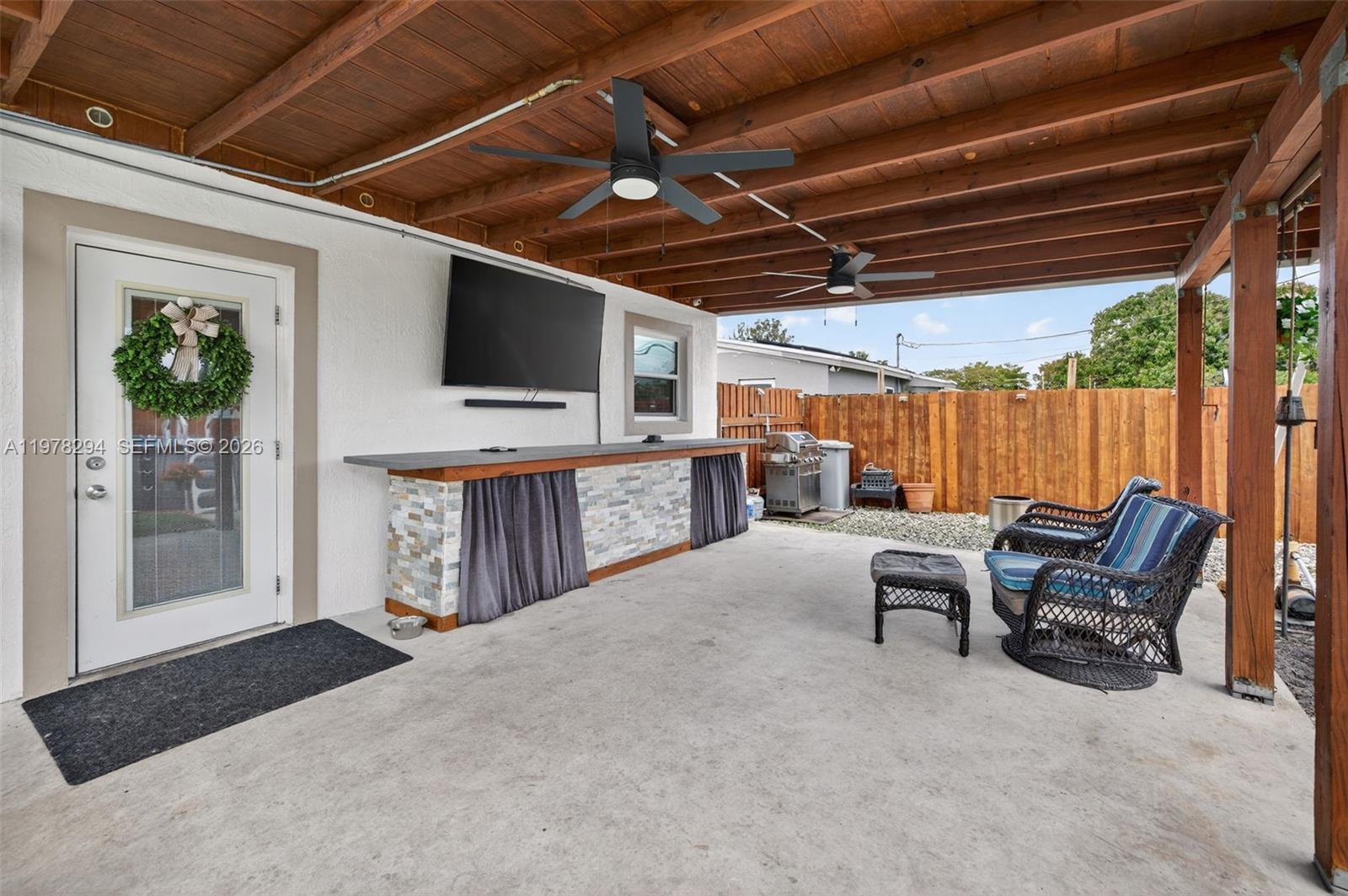 731 N 69th Ave Hollywood, FL 33024