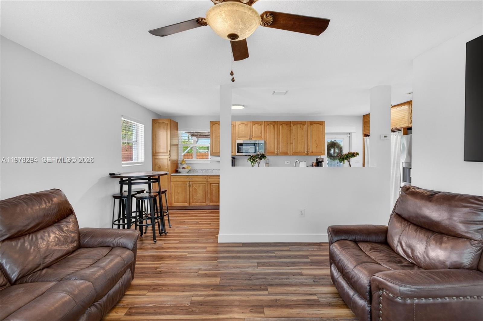 731 N 69th Ave Hollywood, FL 33024