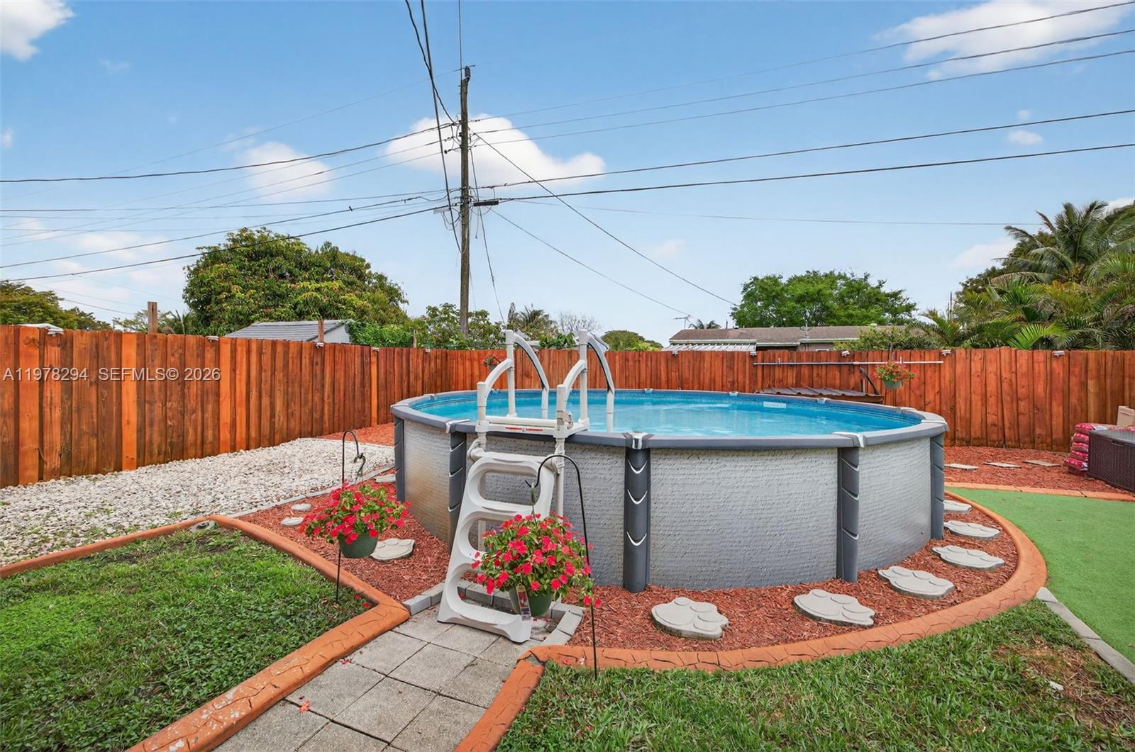 731 N 69th Ave Hollywood, FL 33024