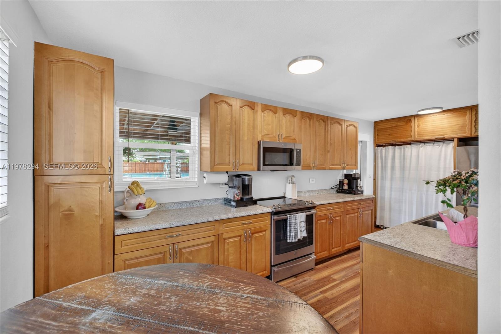 731 N 69th Ave Hollywood, FL 33024