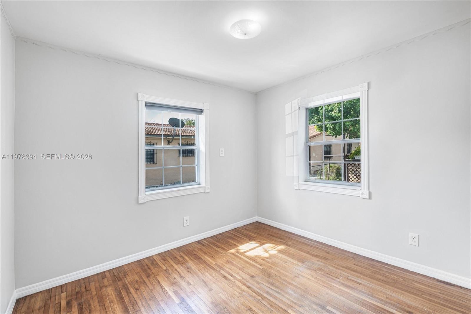 2862 SW 38th Ct Miami, FL 33134