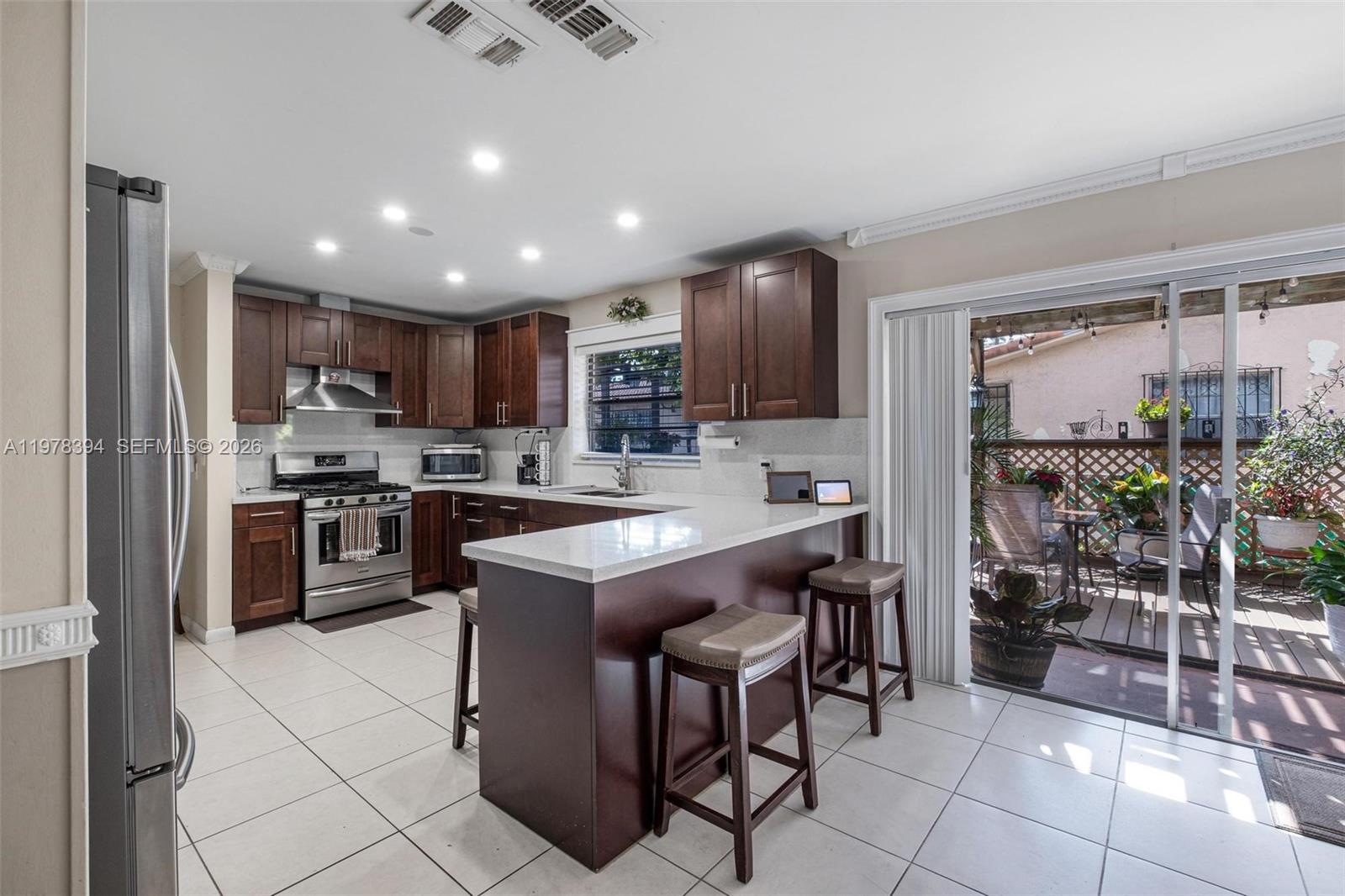 2862 SW 38th Ct Miami, FL 33134