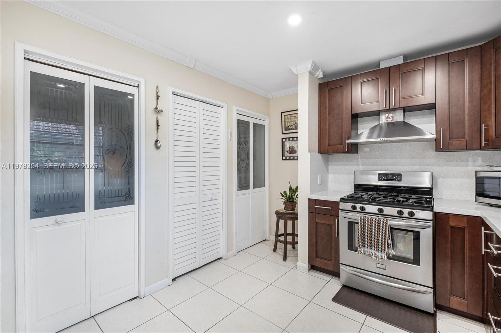 2862 SW 38th Ct Miami, FL 33134