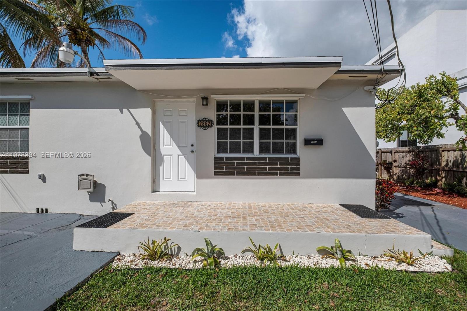 2862 SW 38th Ct Miami, FL 33134
