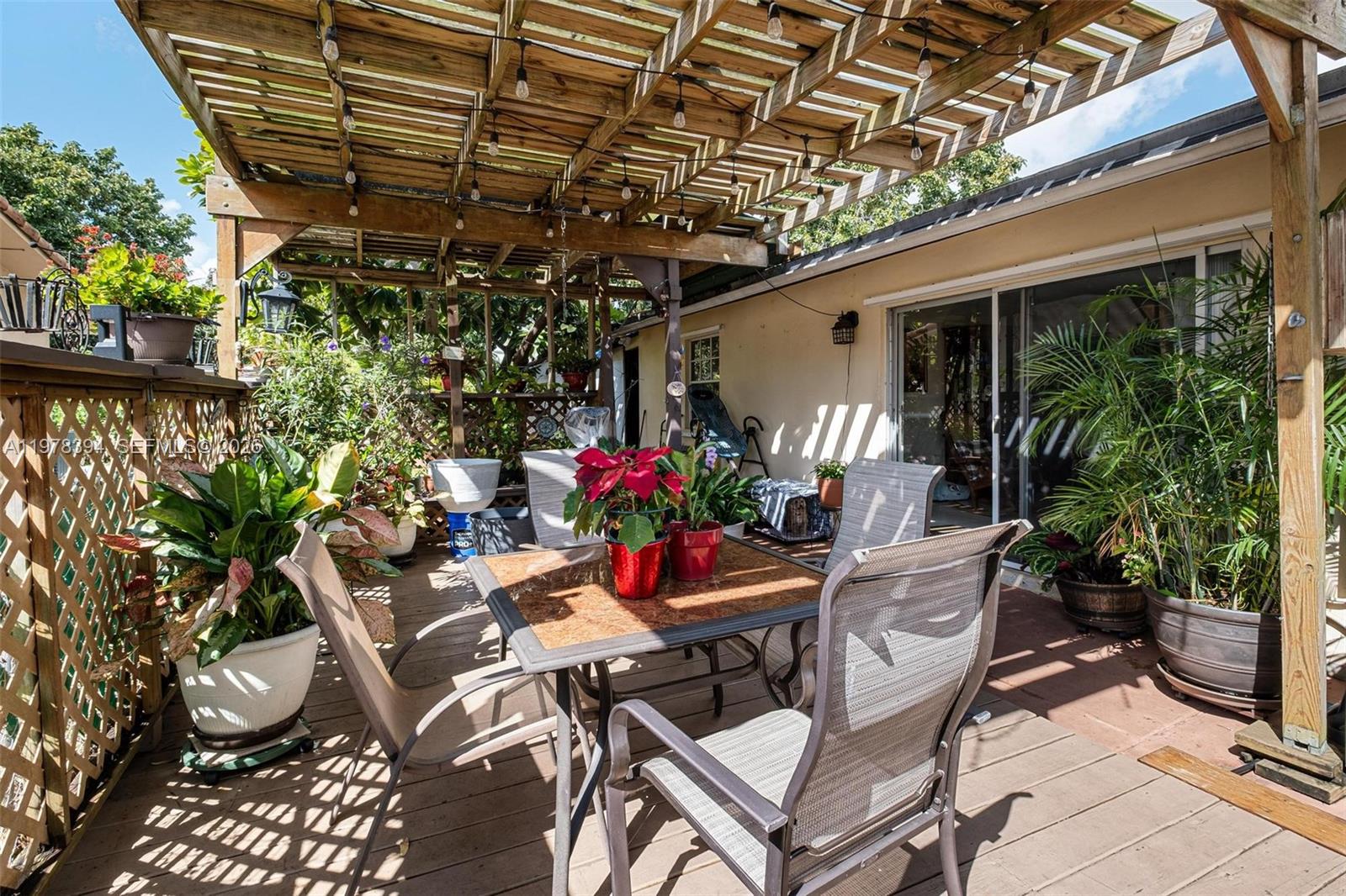 2862 SW 38th Ct Miami, FL 33134