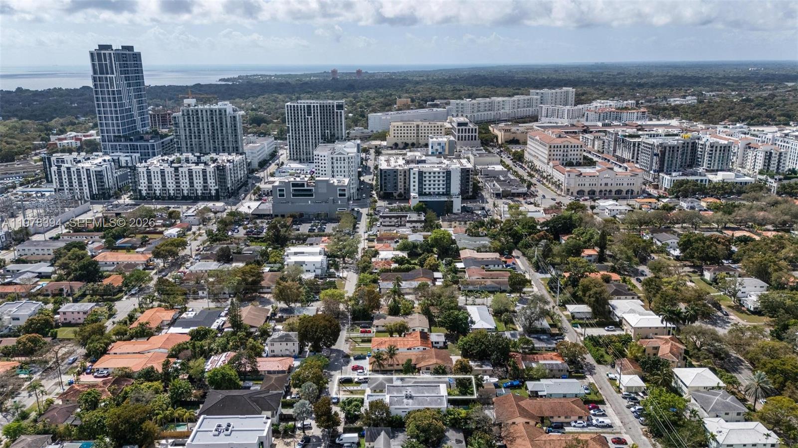 2862 SW 38th Ct Miami, FL 33134