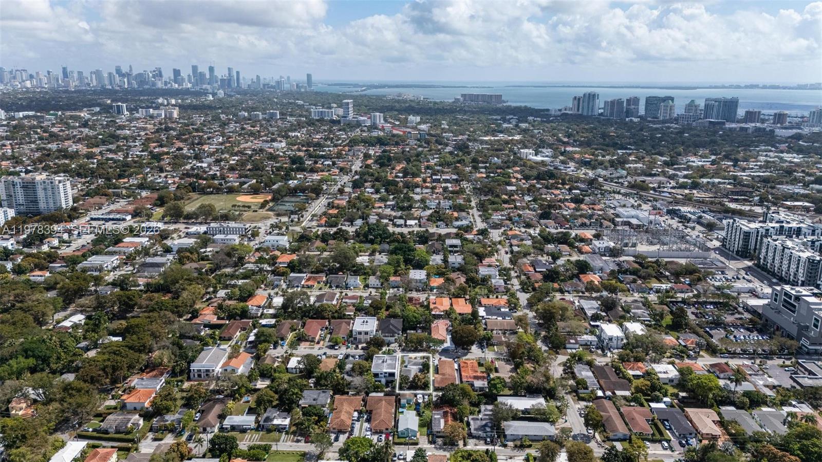 2862 SW 38th Ct Miami, FL 33134