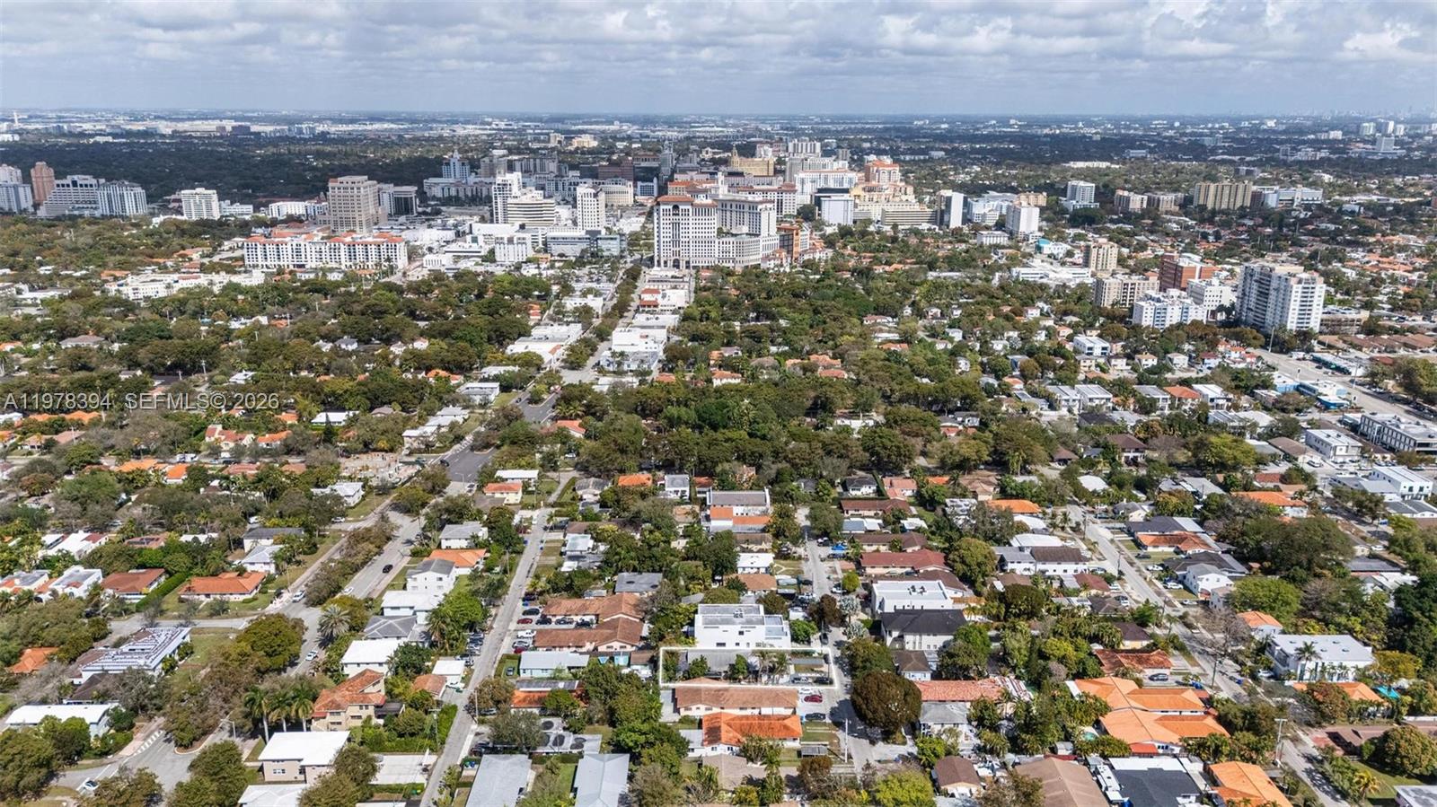 2862 SW 38th Ct Miami, FL 33134