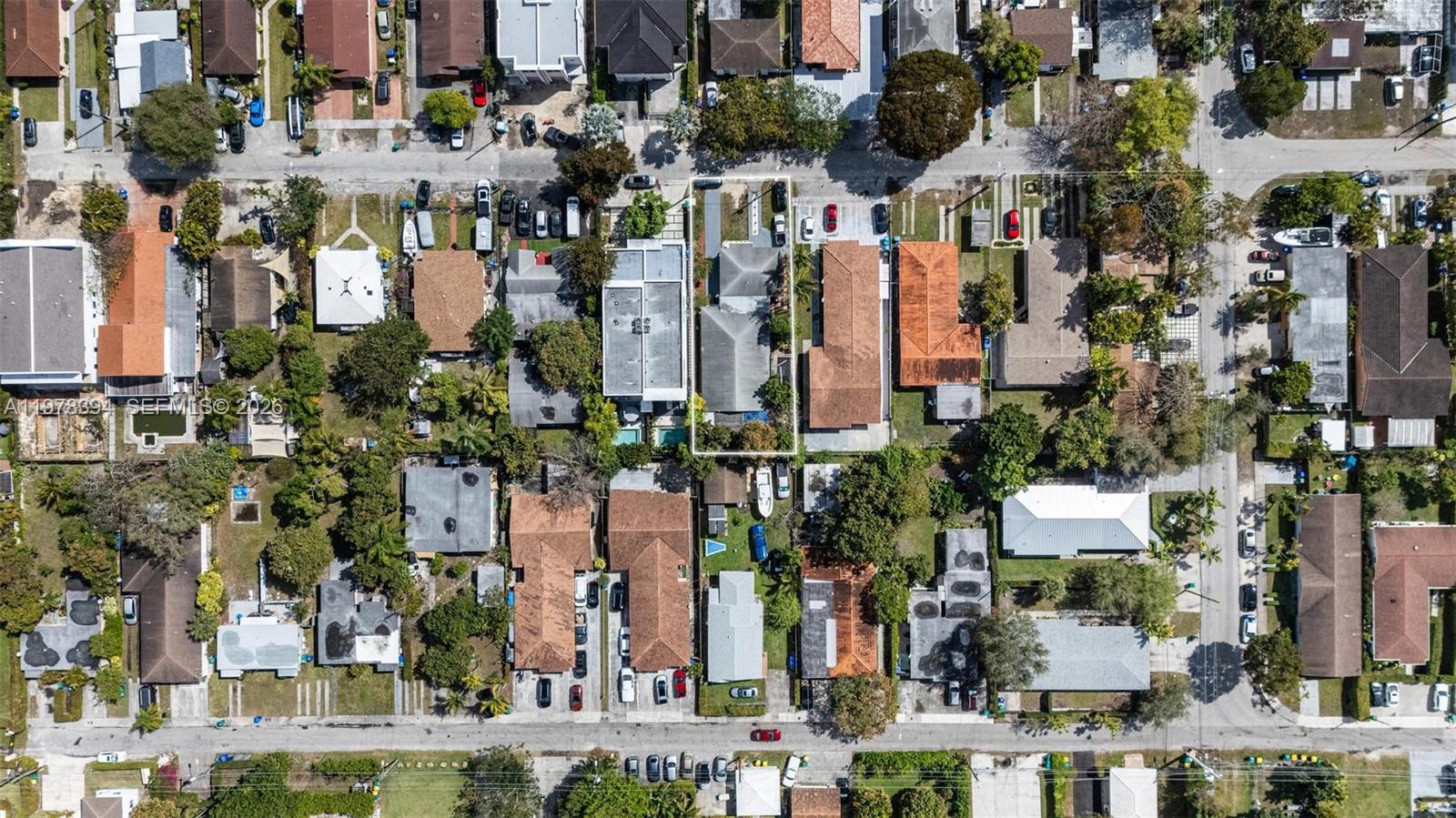 2862 SW 38th Ct Miami, FL 33134