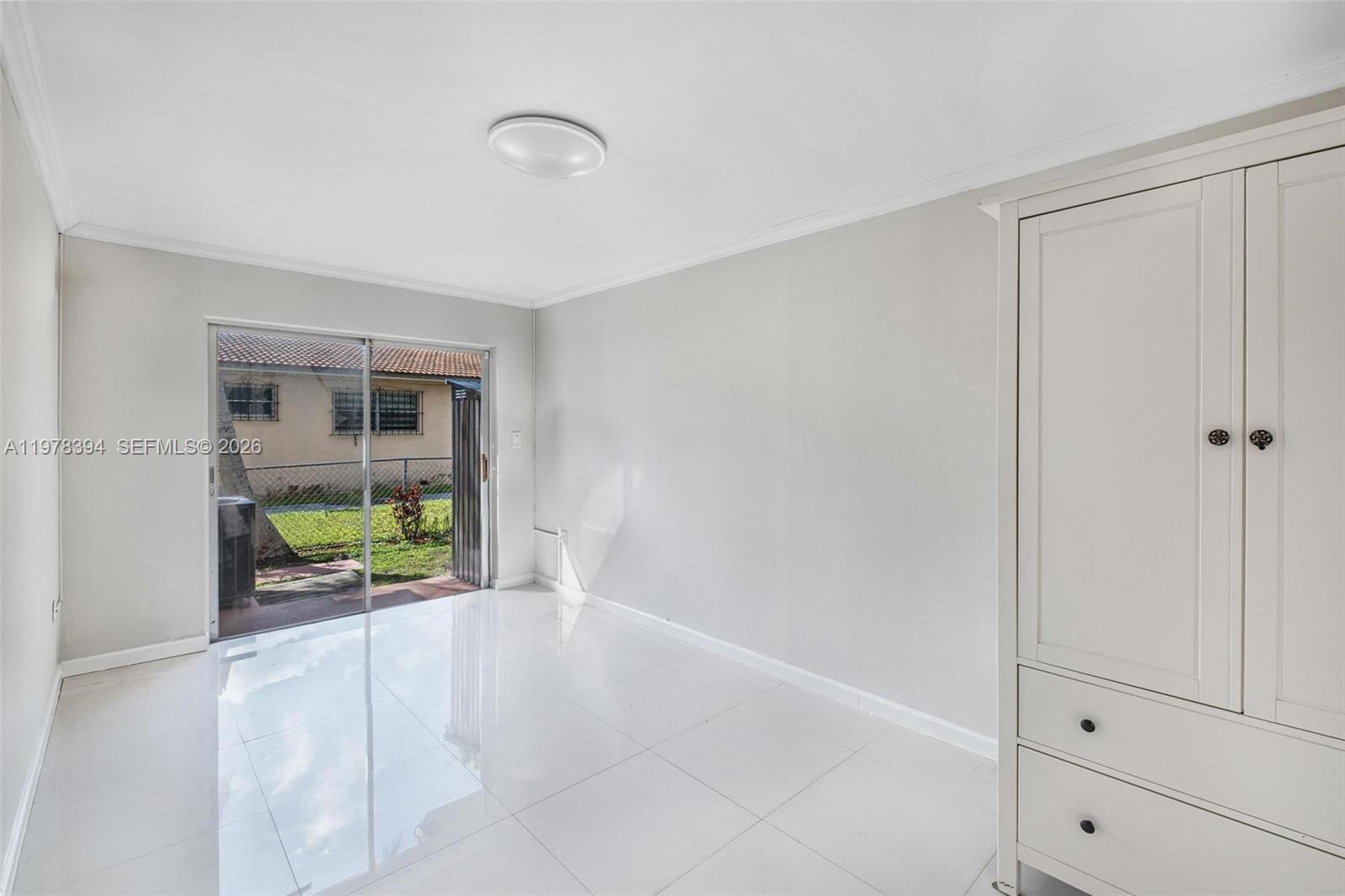 2862 SW 38th Ct Miami, FL 33134