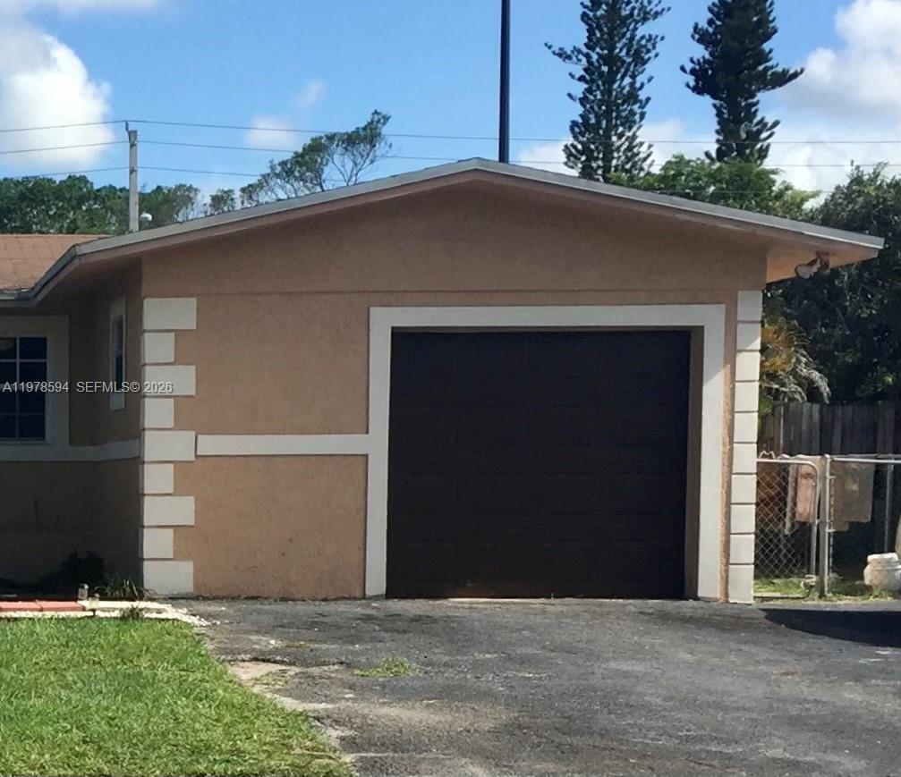 4836 NW 1st St Plantation, FL 33317