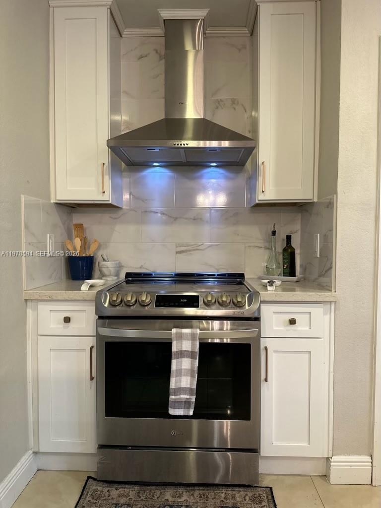 4836 NW 1st St Plantation, FL 33317