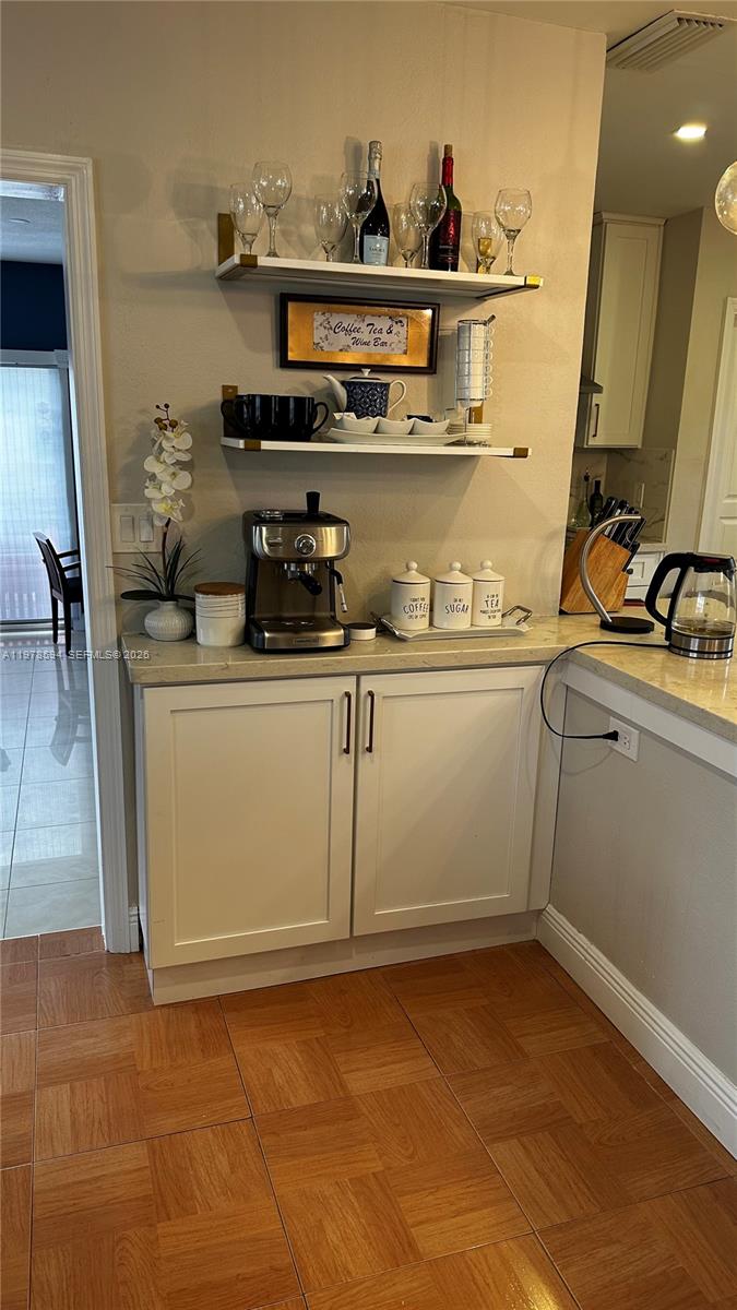 4836 NW 1st St Plantation, FL 33317