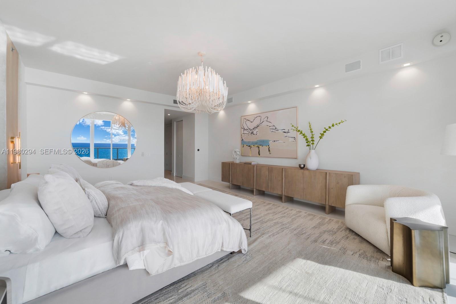 5959 Collins Ave #1606 Miami Beach, FL 33140