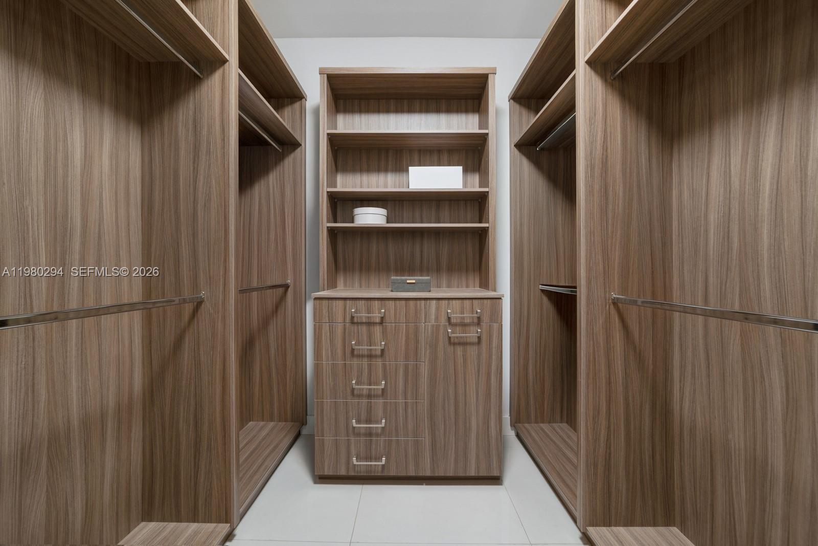 5959 Collins Ave #1606 Miami Beach, FL 33140