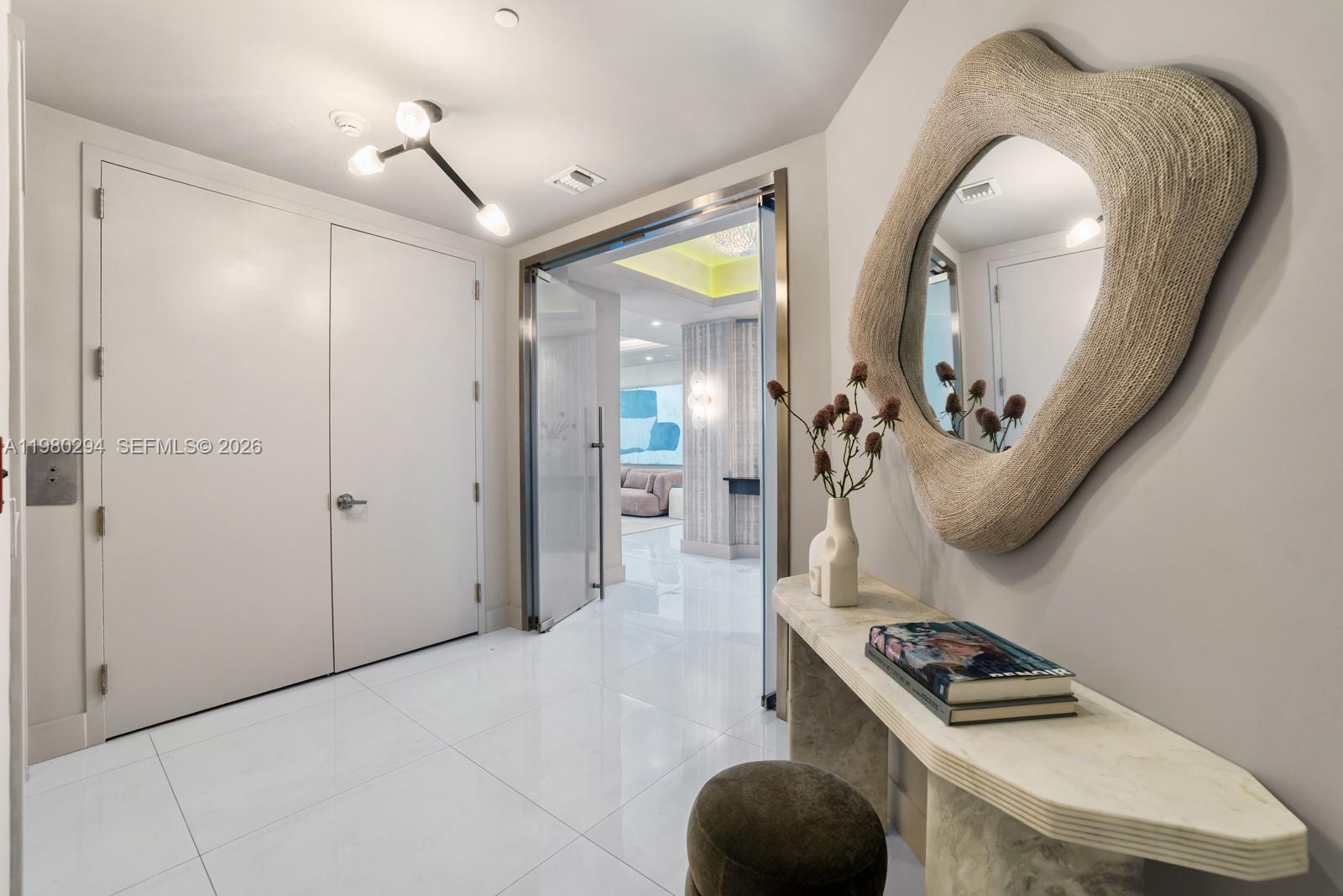 5959 Collins Ave #1606 Miami Beach, FL 33140