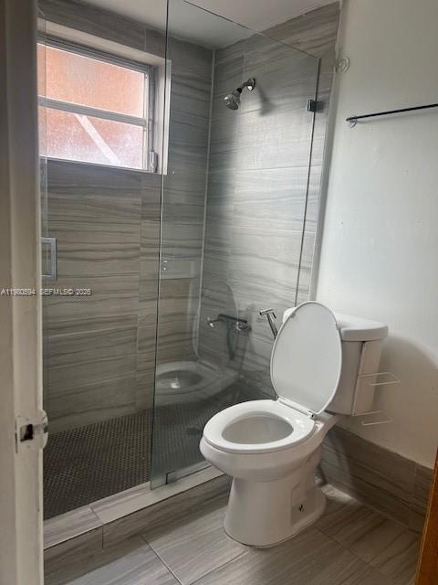 1280 W 54th St #122B Hialeah, FL 33012