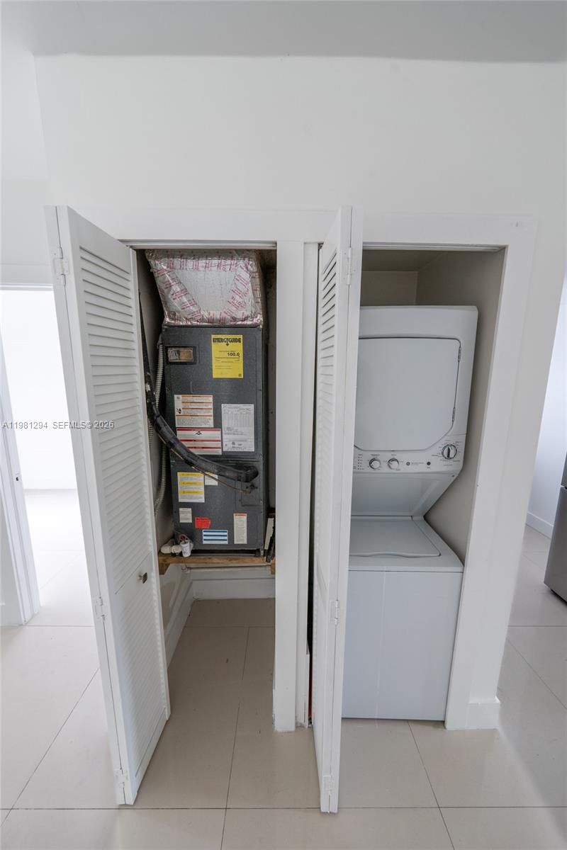 1890 NW 35th St #6 Miami, FL 33142