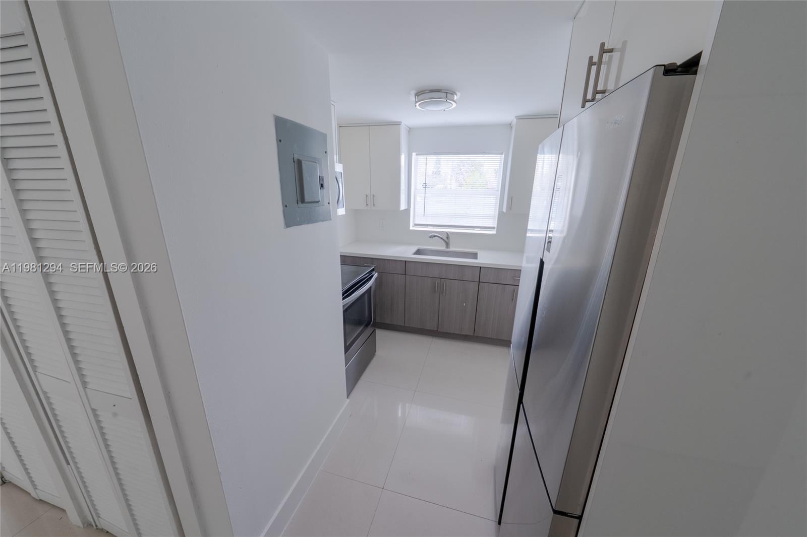 1890 NW 35th St #6 Miami, FL 33142