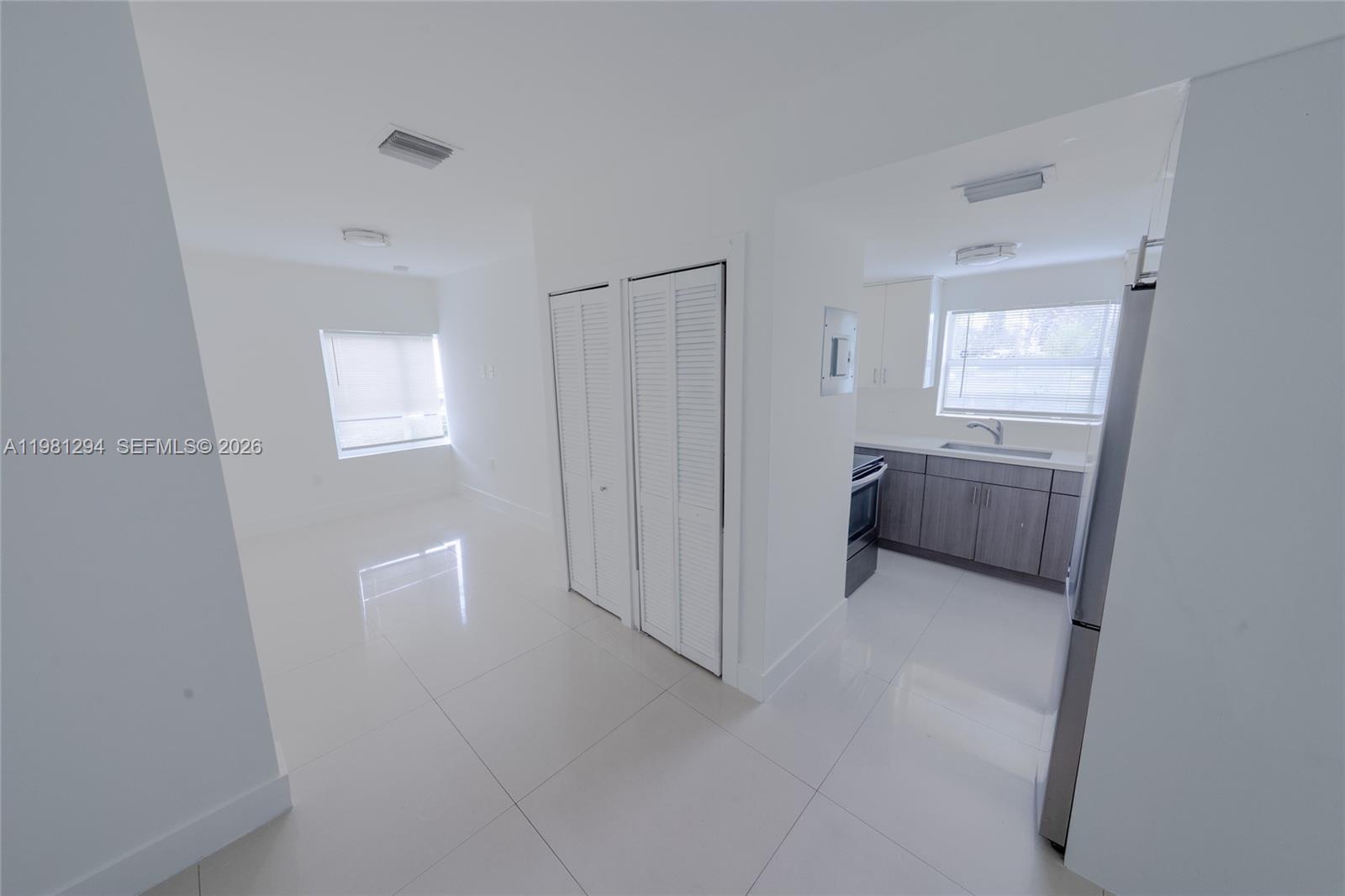 1890 NW 35th St #6 Miami, FL 33142