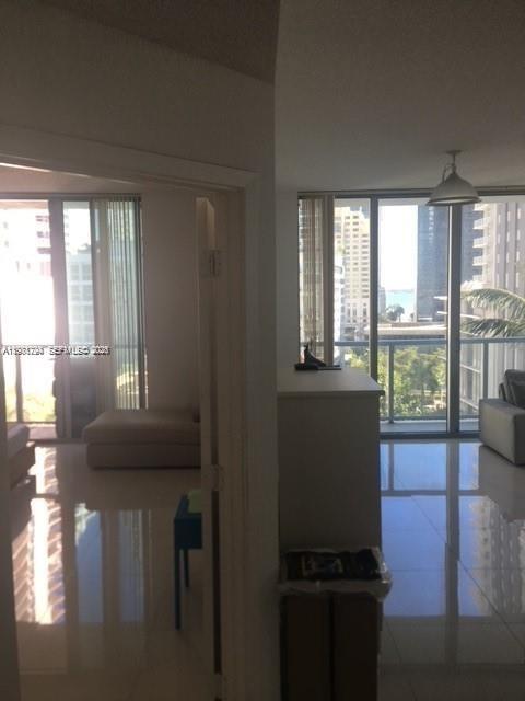 image Axis on Brickell South9