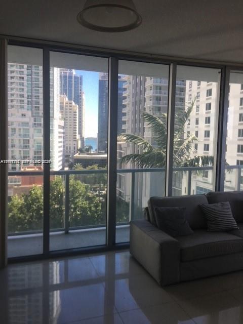 image Axis on Brickell South10
