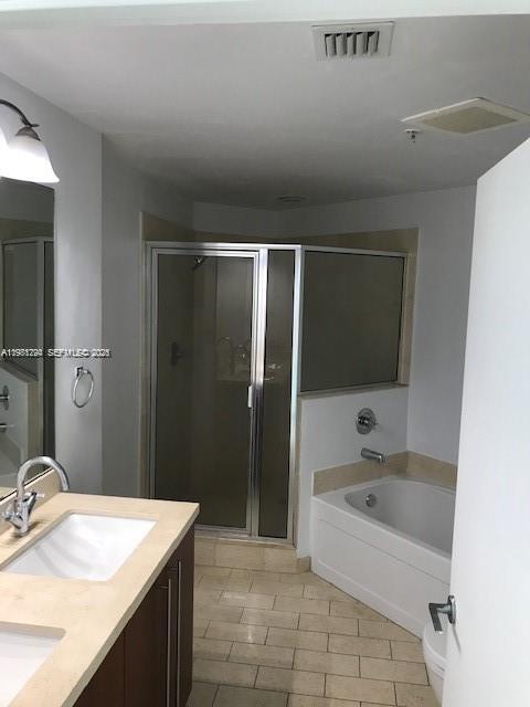 image Axis on Brickell South16