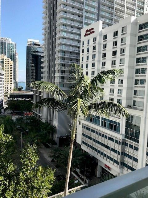 image Axis on Brickell South1