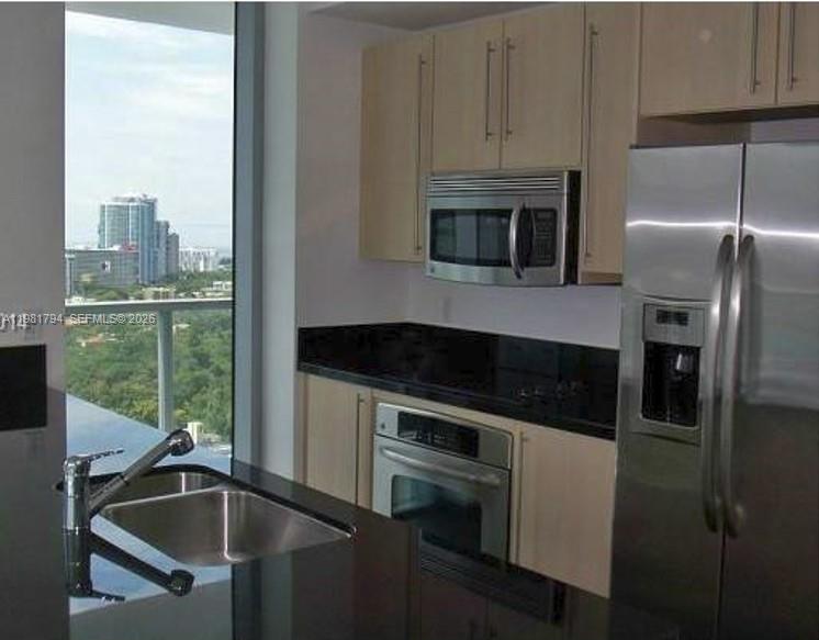 image Axis on Brickell South2