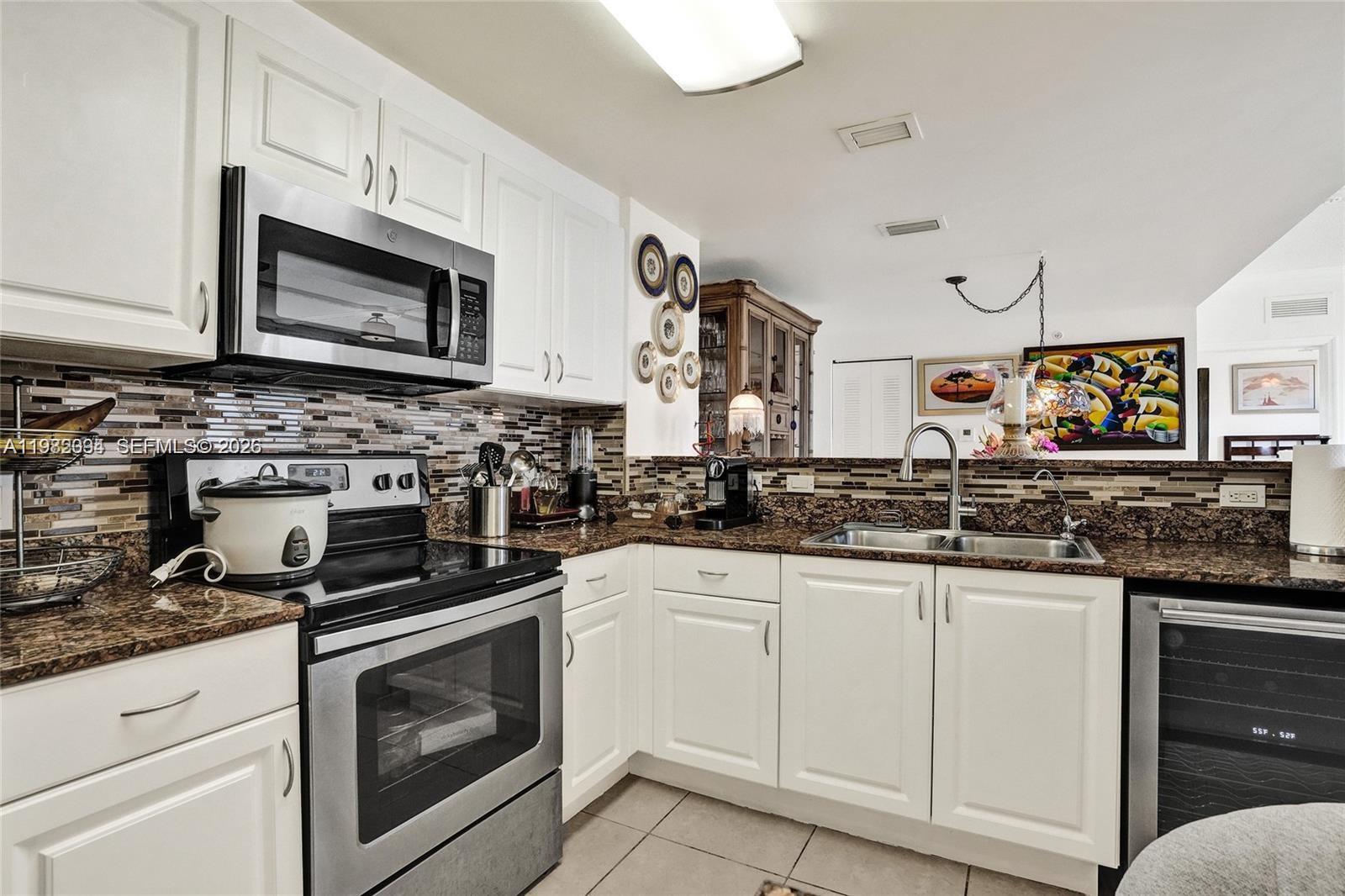 215 SW 42nd Ave #704 Miami, FL 33134