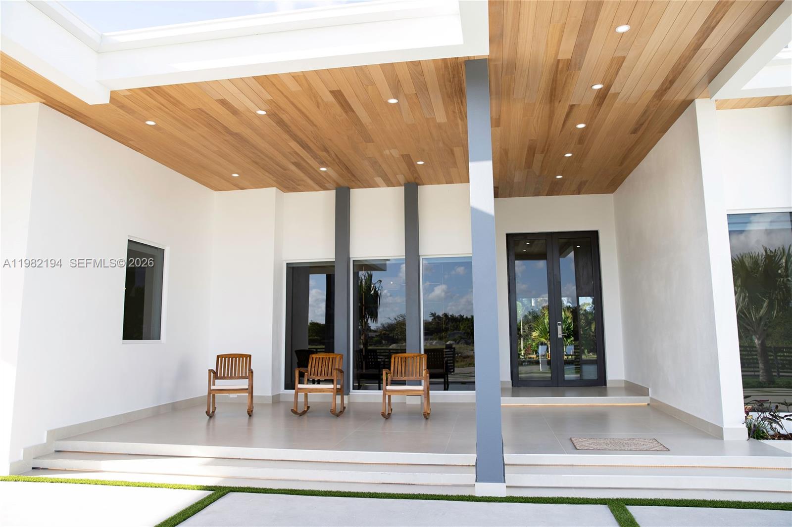 13231 SW 220th St Miami, FL 33170