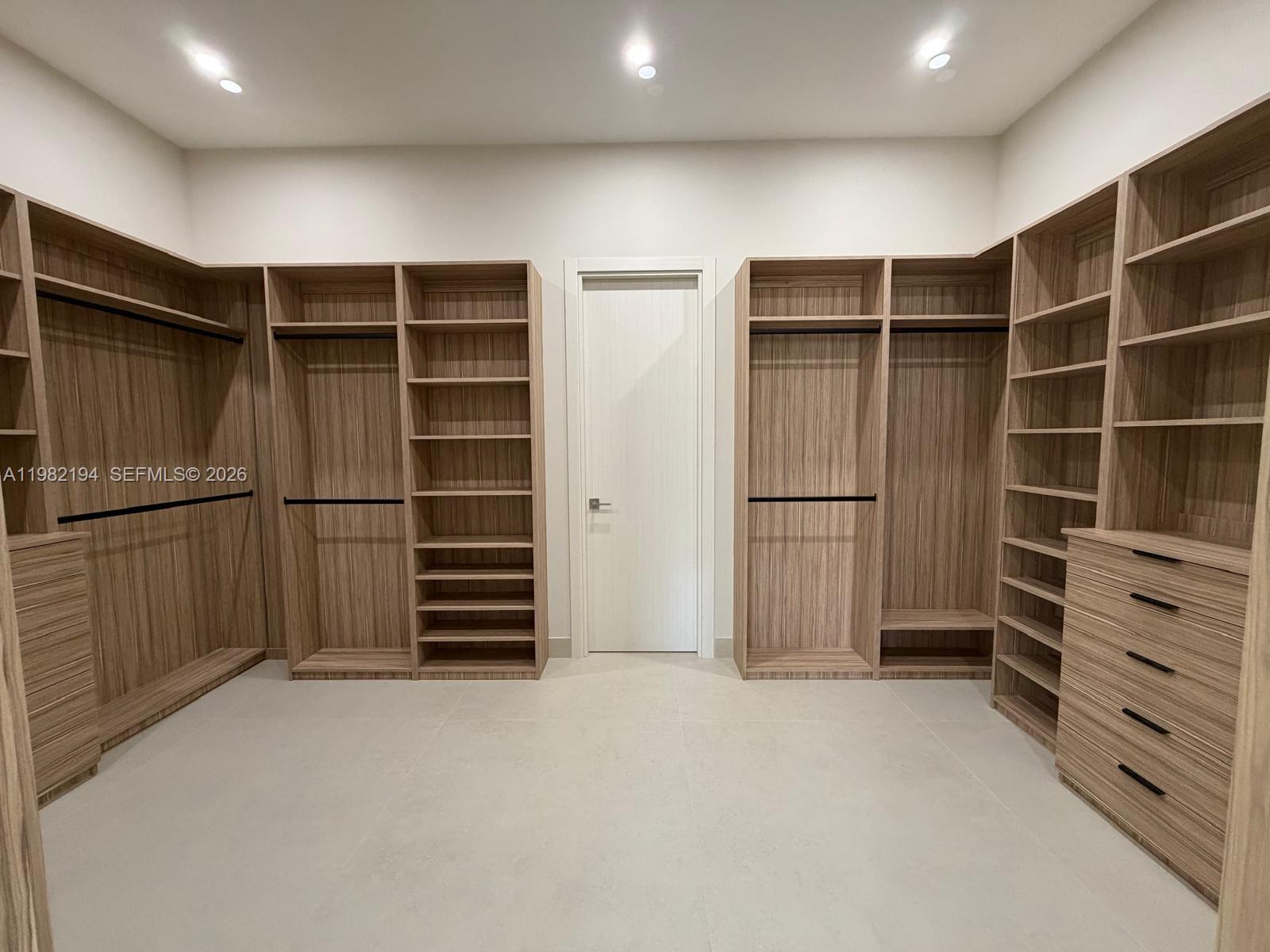 13231 SW 220th St Miami, FL 33170