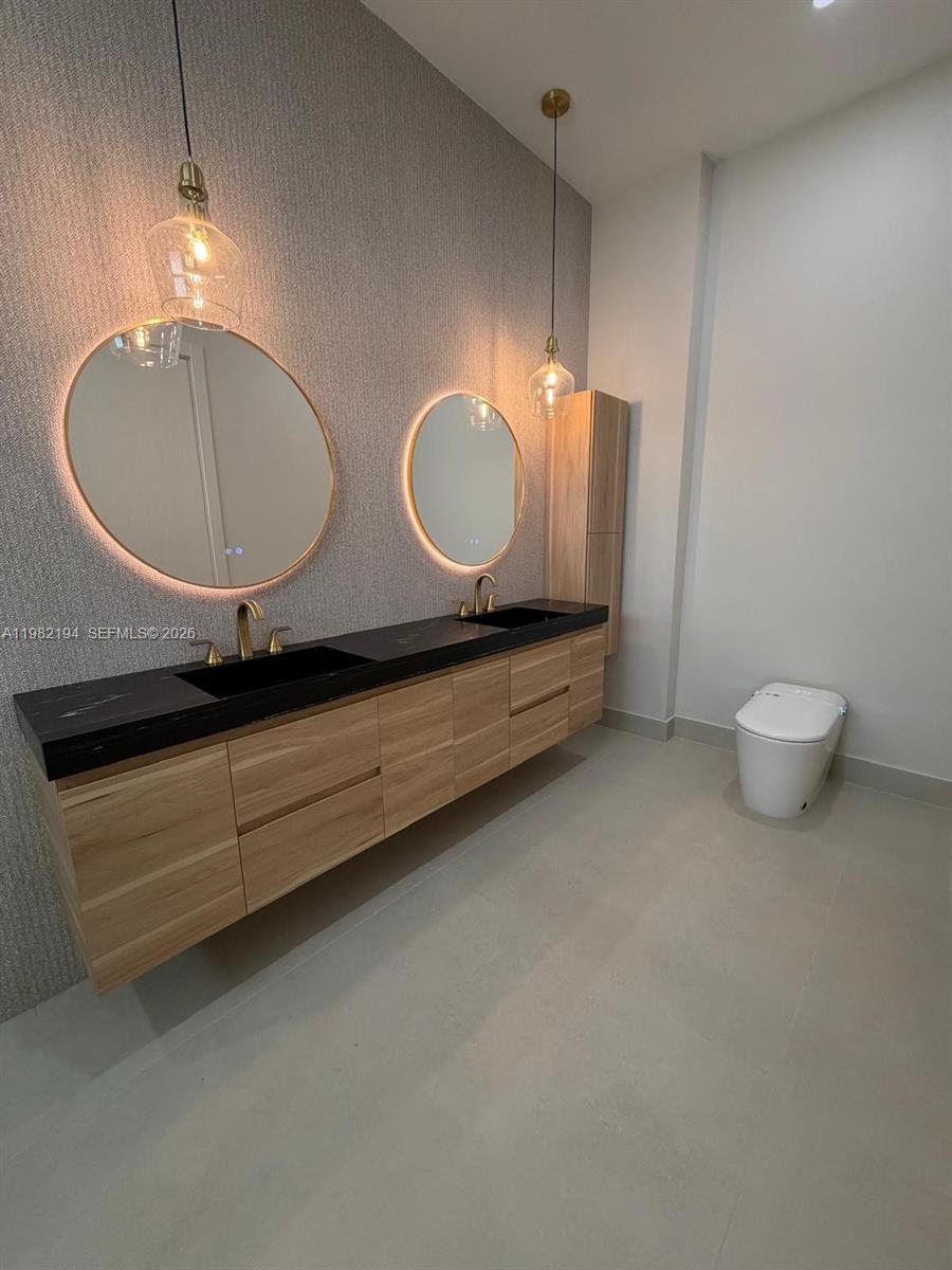 13231 SW 220th St Miami, FL 33170