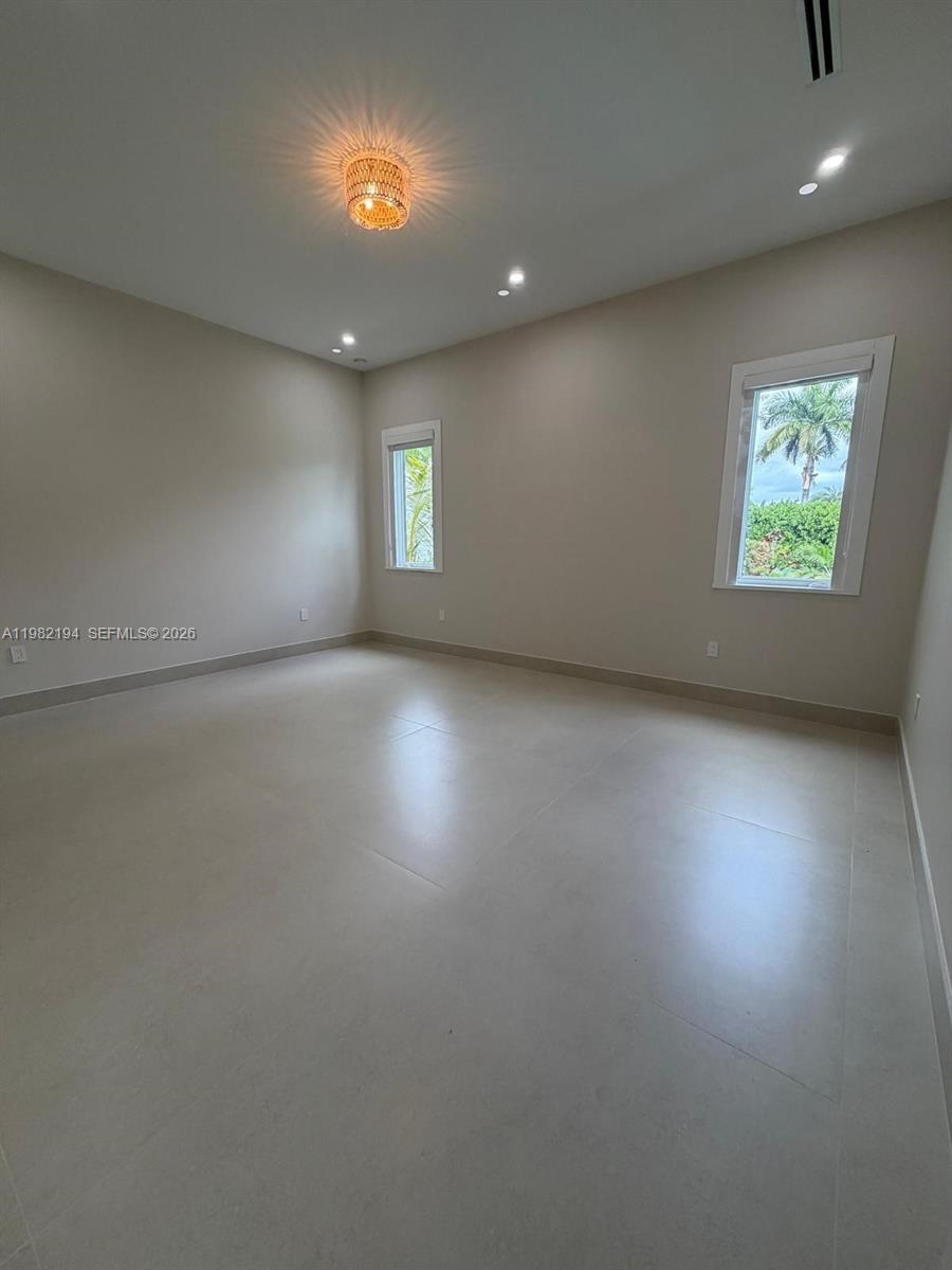 13231 SW 220th St Miami, FL 33170