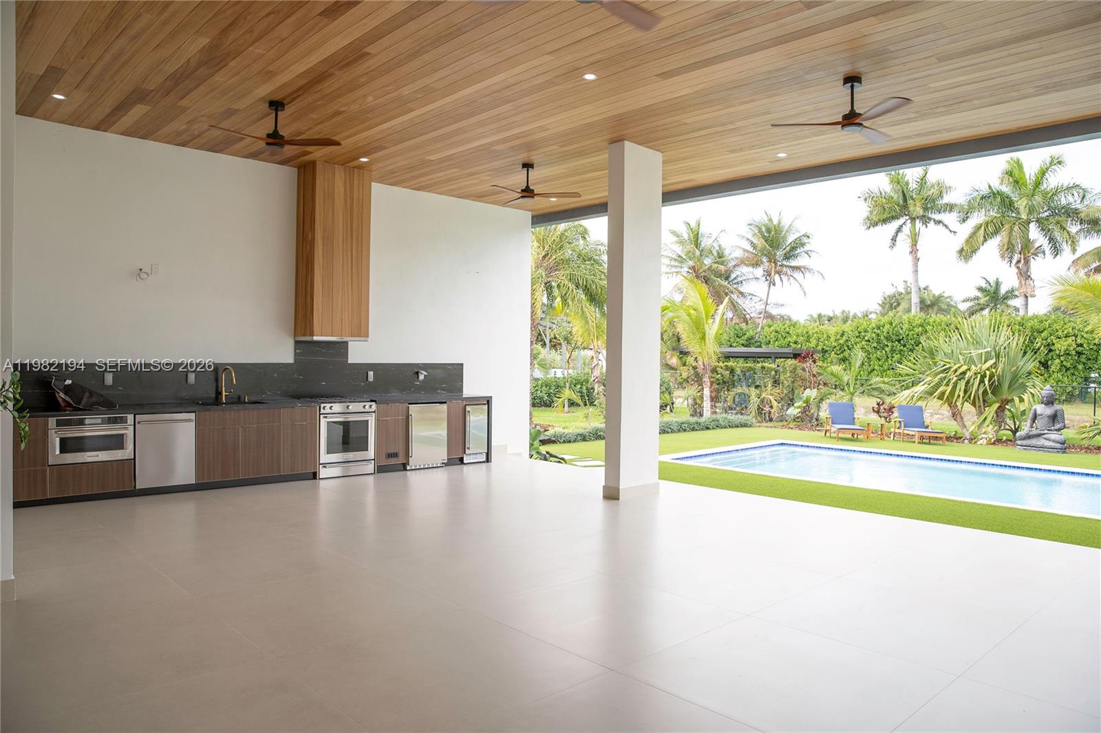 13231 SW 220th St Miami, FL 33170