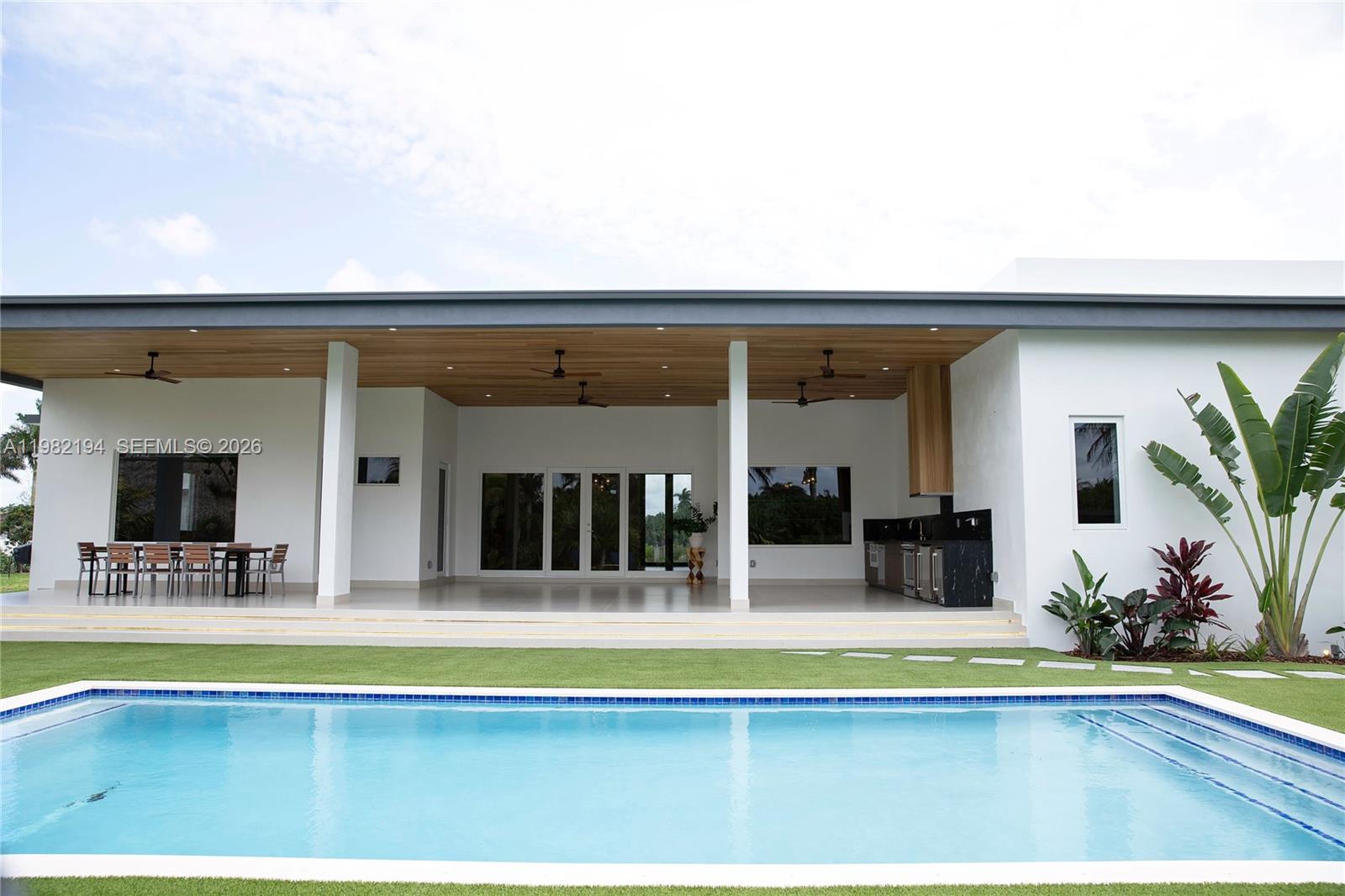 13231 SW 220th St Miami, FL 33170