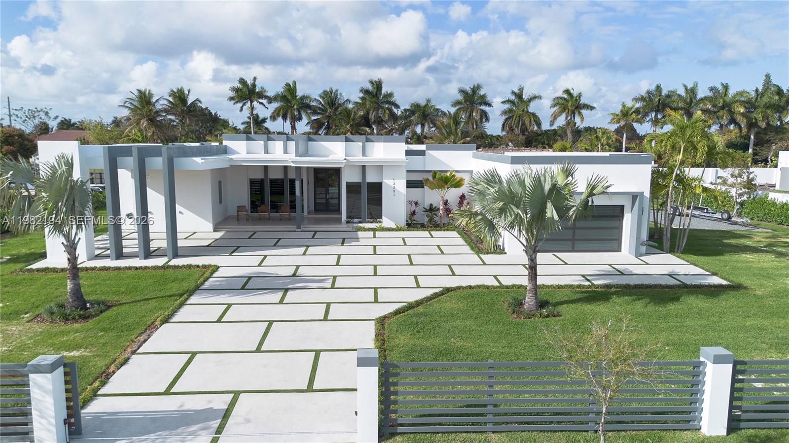 13231 SW 220th St Miami, FL 33170