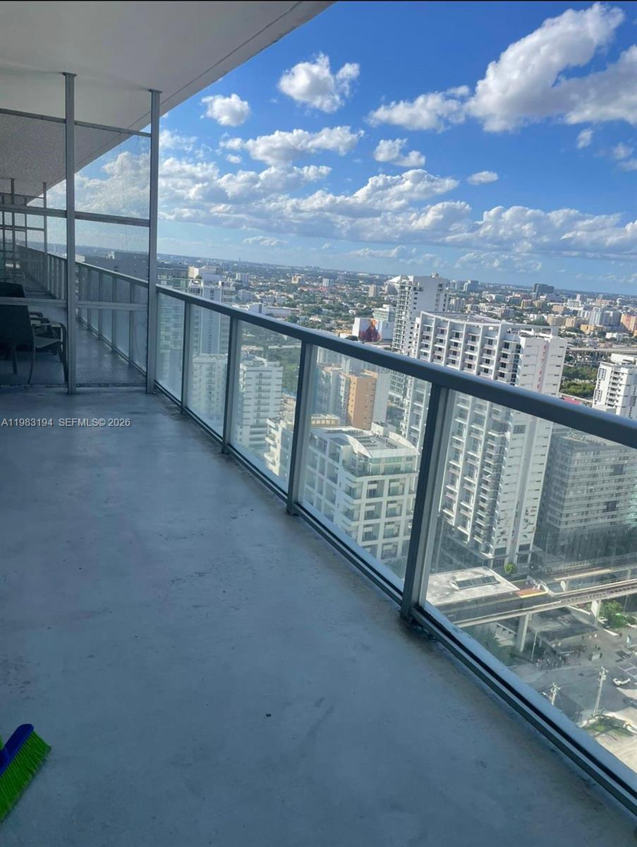 1111 SW 1st Ave #3122-N Miami, FL 33130