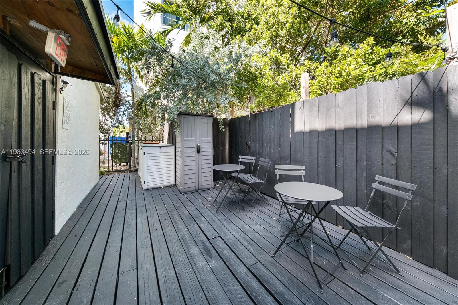 237 38th St #4 Miami Beach, FL 33140