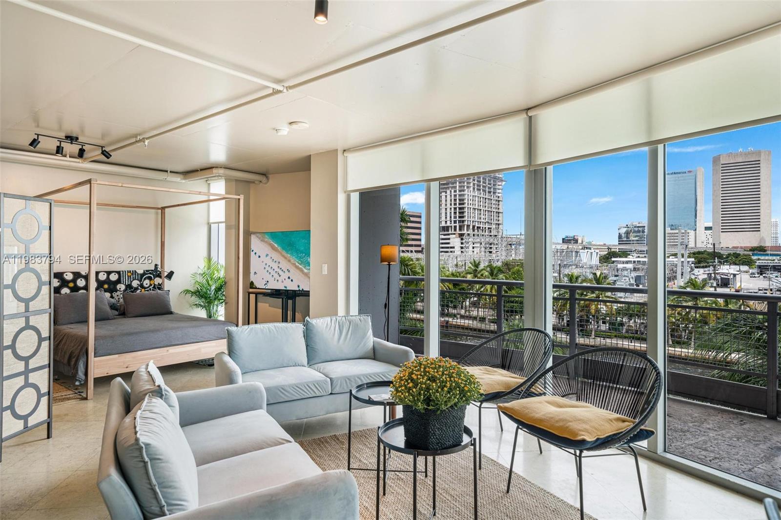 690 SW 1st Ct #501 Miami, FL 33130