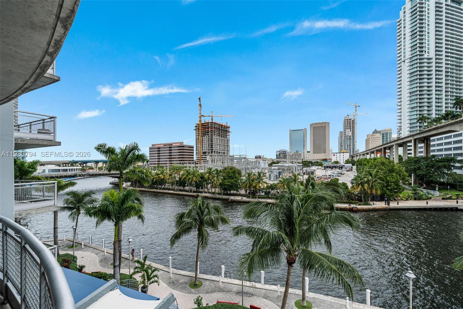 690 SW 1st Ct #501 Miami, FL 33130