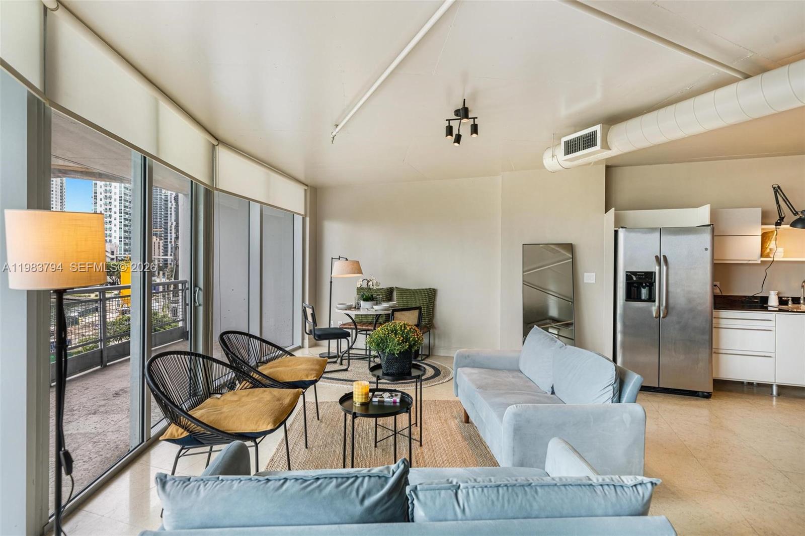 690 SW 1st Ct #501 Miami, FL 33130