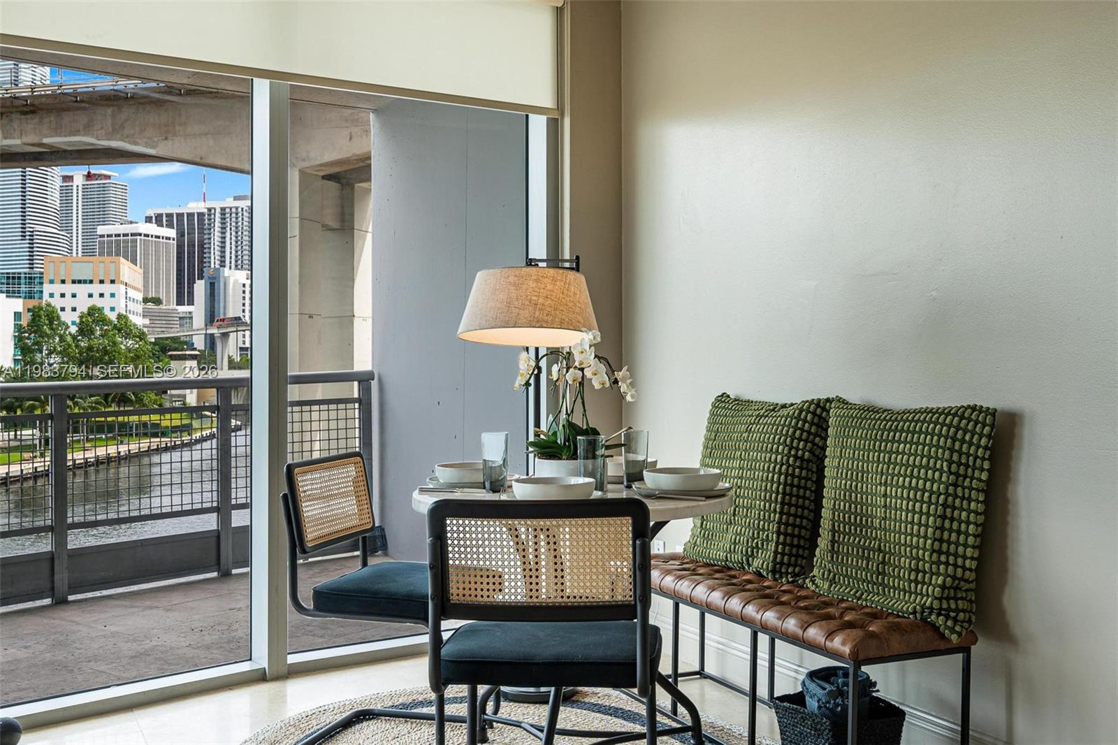 690 SW 1st Ct #501 Miami, FL 33130