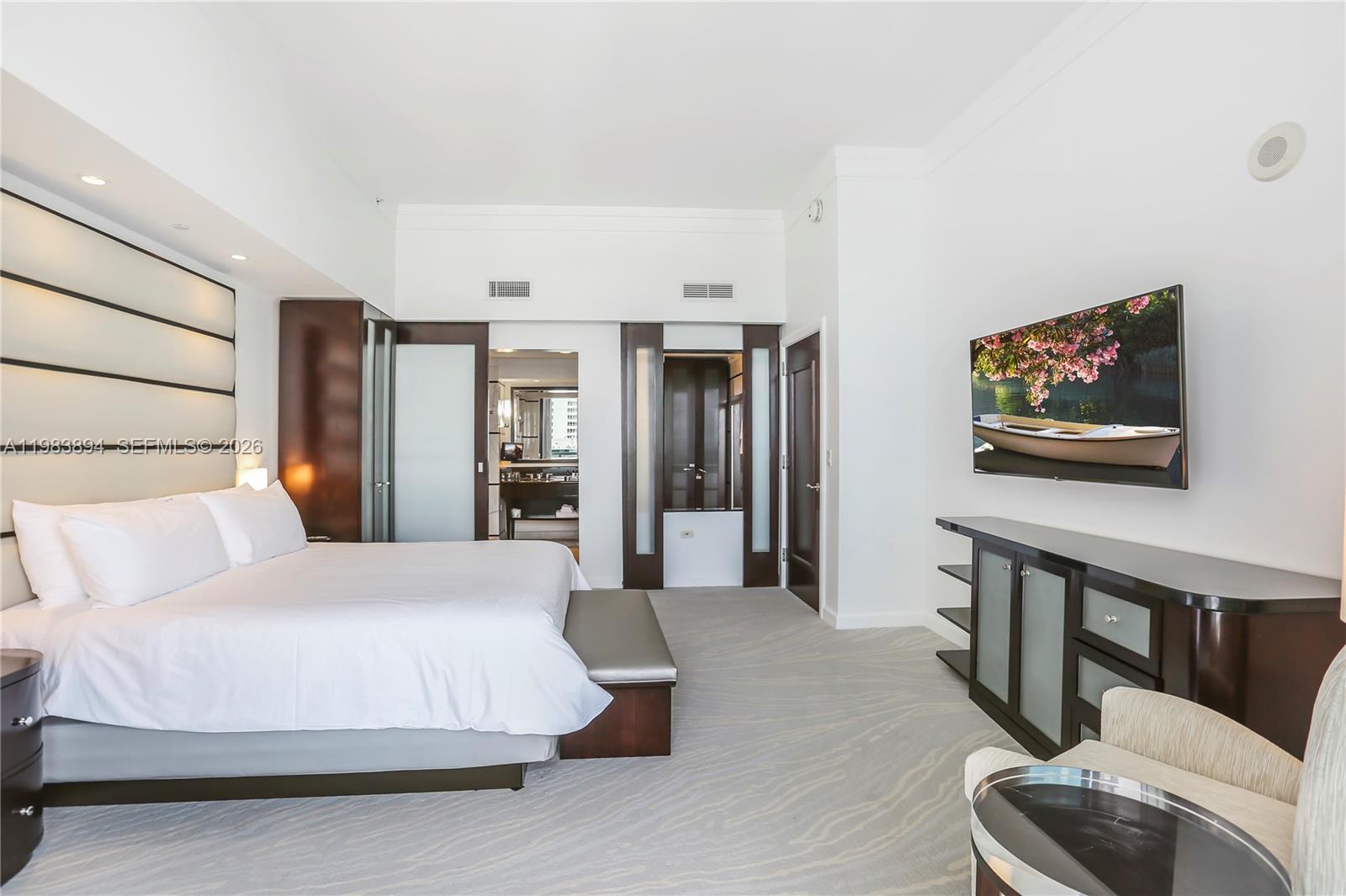 4391 Collins Ave #506/507 Miami Beach, FL 33140