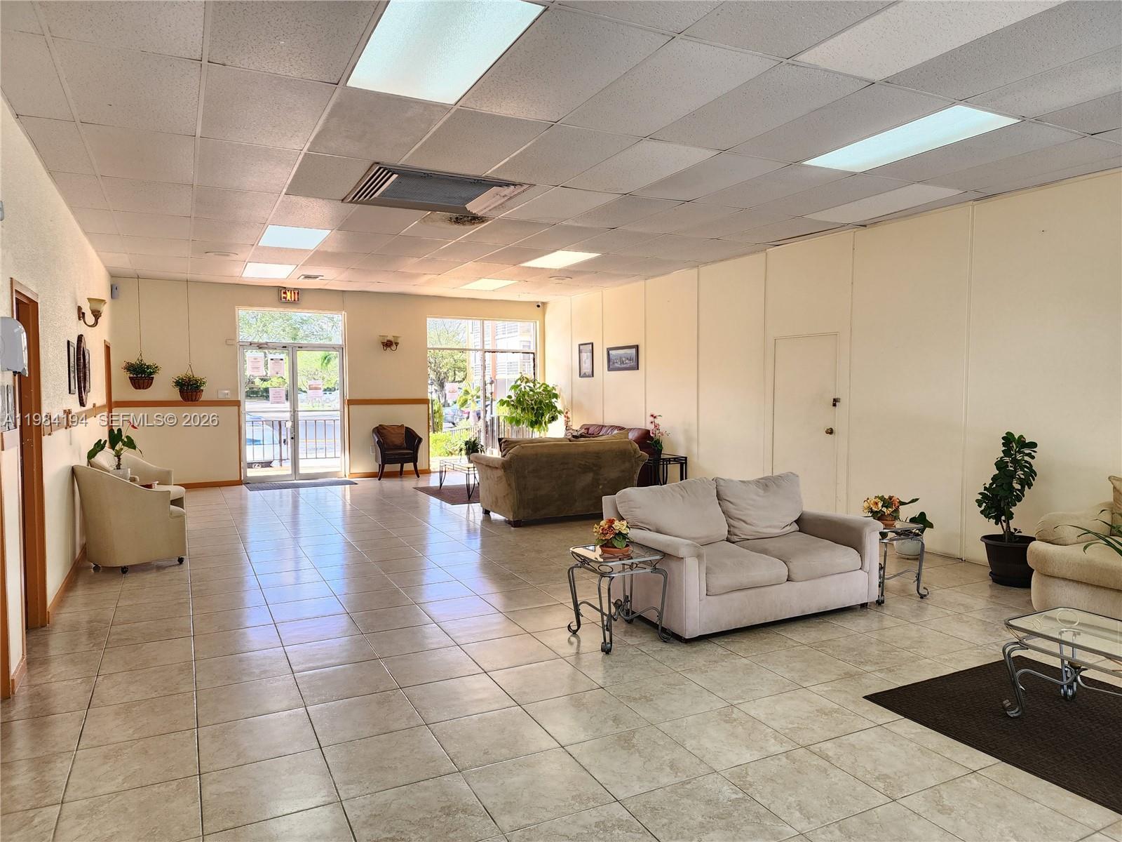 4304 NW 9th Ave #1-2C Deerfield Beach, FL 33064