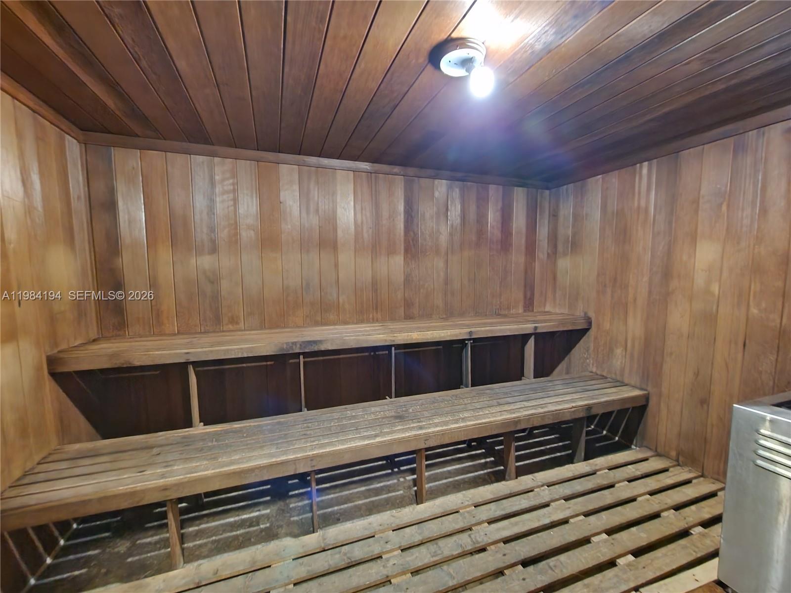 4304 NW 9th Ave #1-2C Deerfield Beach, FL 33064