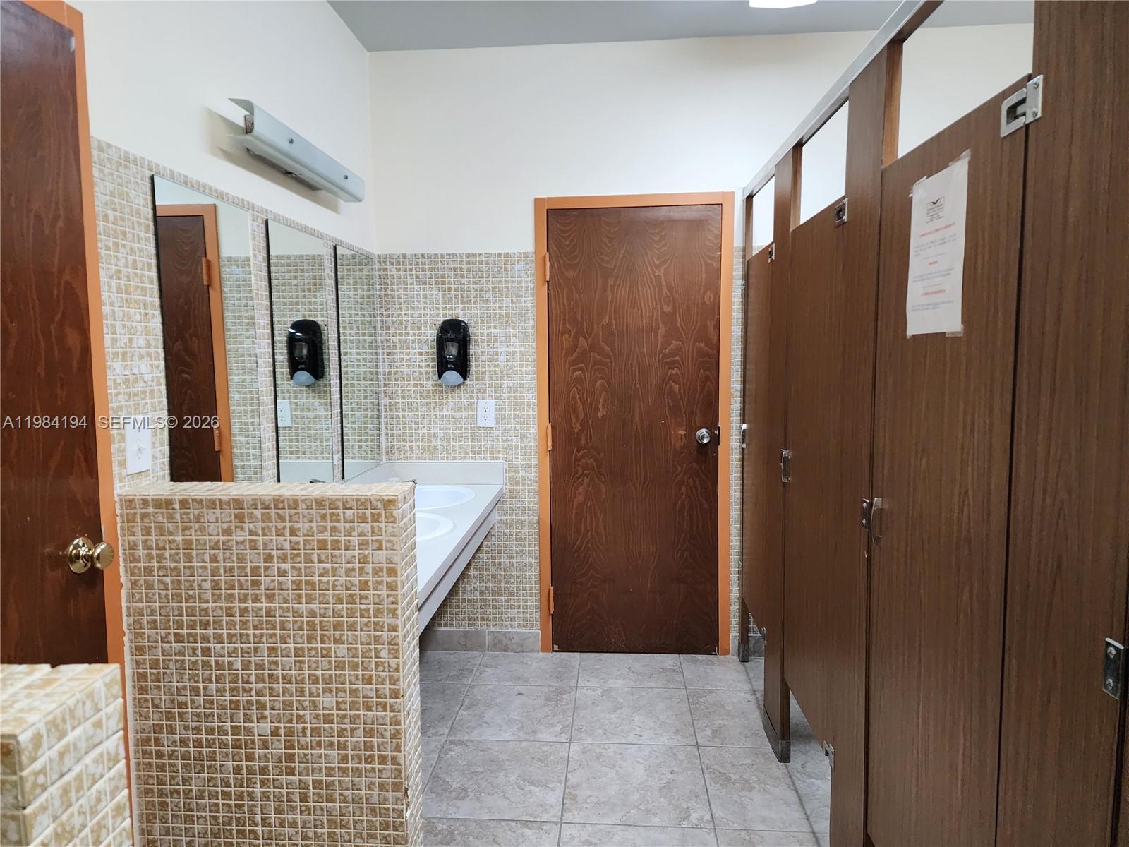 4304 NW 9th Ave #1-2C Deerfield Beach, FL 33064