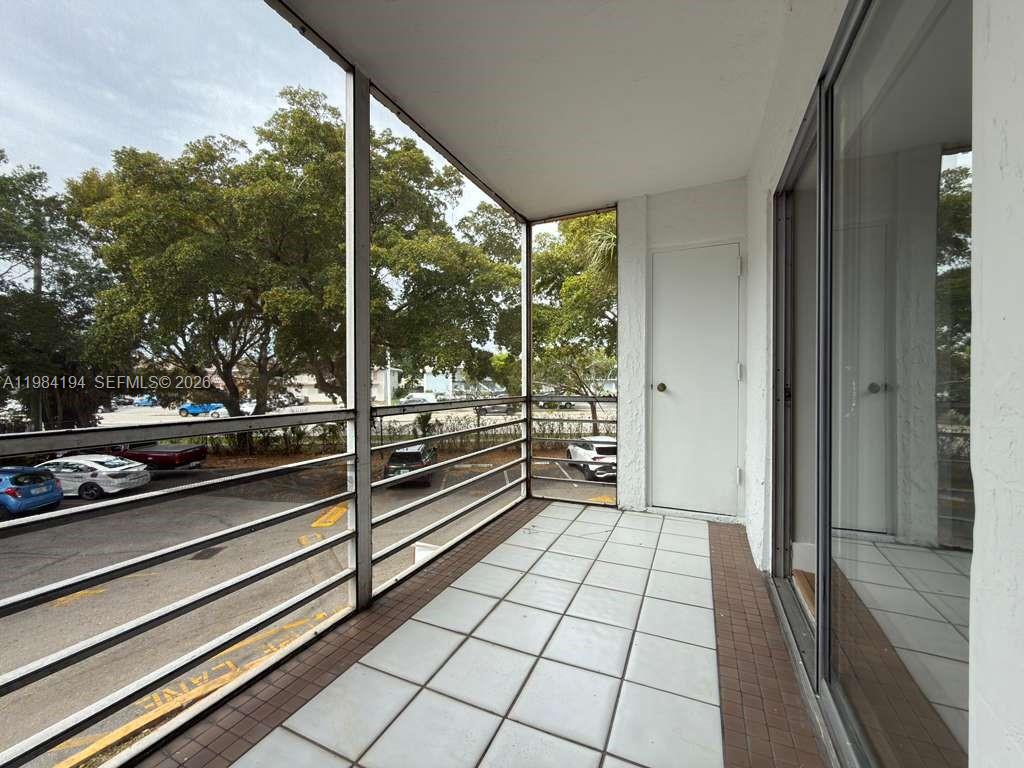 4304 NW 9th Ave #1-2C Deerfield Beach, FL 33064